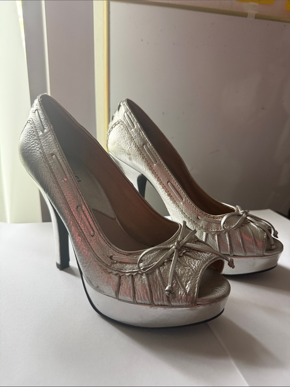 Michael Kors Metallic Silver Peep-Toe Platform Heels Size 7